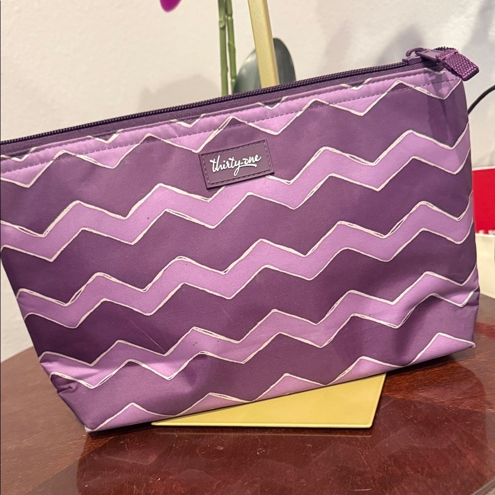 Thirty-One Purple Zigzag and Blue Floral Cosmetic Bags set chevron 31 retired - Picture 6 of 8